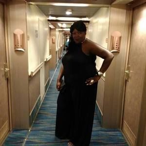 Meet your Posher, Tomeka